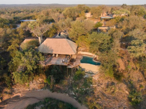  Garonga Safari Camp  Hoedspruit